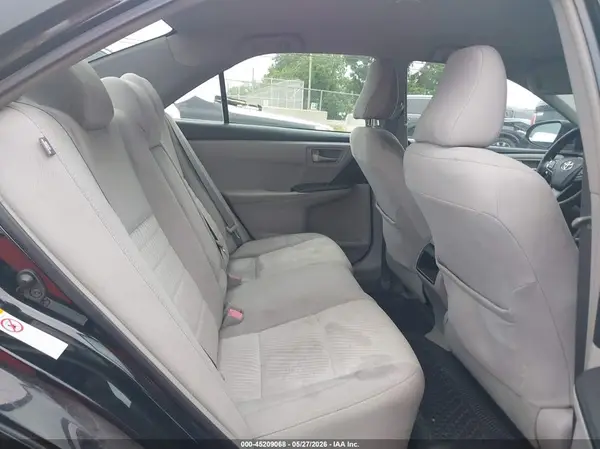 4T1BF1FK3HU710922 2017 TOYOTA CAMRY - Image 8