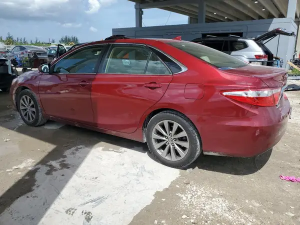 4T1BF1FK3HU713500 2017 TOYOTA CAMRY - Image 2
