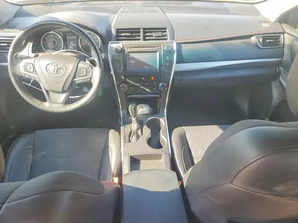 4T1BF1FK3HU715957 2017 TOYOTA CAMRY - Image 8