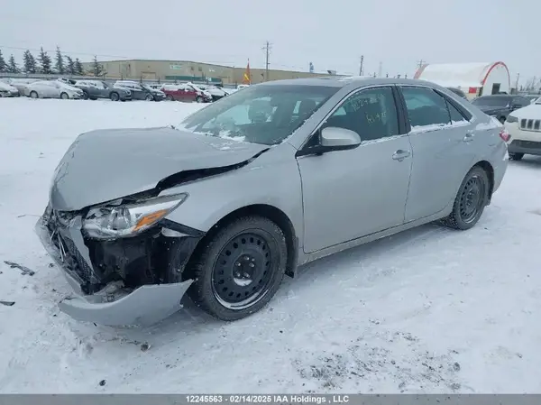 4T1BF1FK3HU719877 2017 TOYOTA CAMRY - Image 2