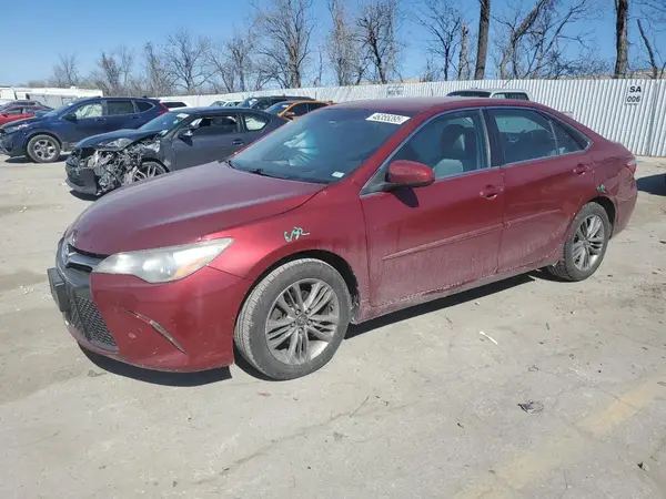 4T1BF1FK3HU723184 2017 TOYOTA CAMRY - Image 1