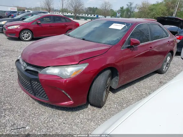 4T1BF1FK3HU724223 2017 TOYOTA CAMRY - Image 2