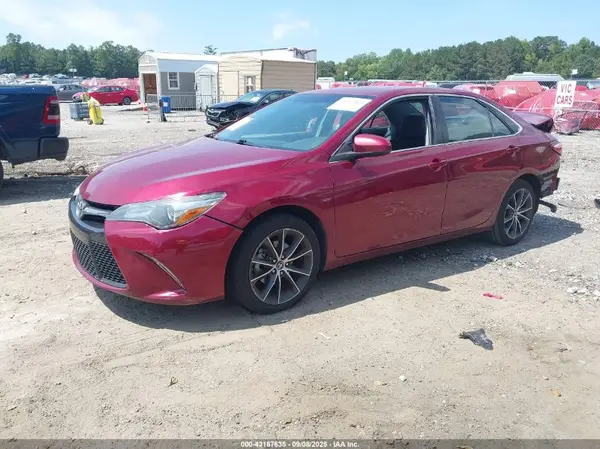 4T1BF1FK3HU726912 2017 TOYOTA CAMRY - Image 2