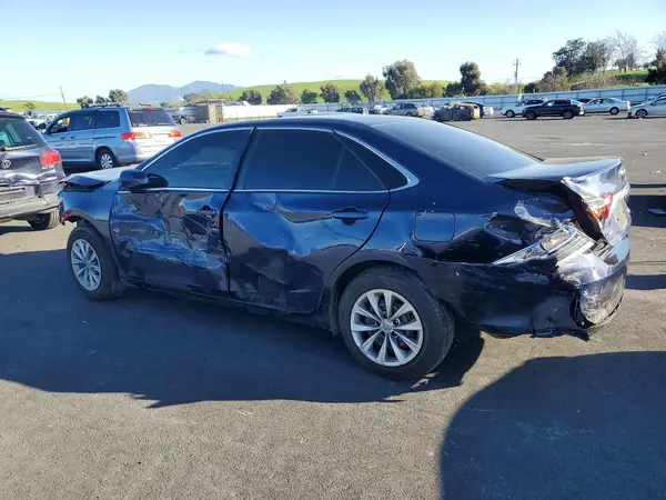 4T1BF1FK3HU728854 2017 TOYOTA CAMRY - Image 2