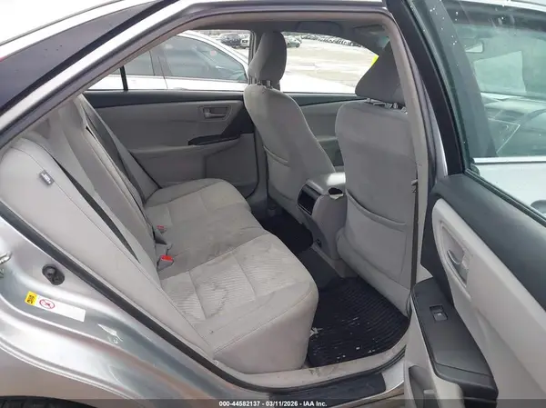 4T1BF1FK3HU729695 2017 TOYOTA CAMRY - Image 8