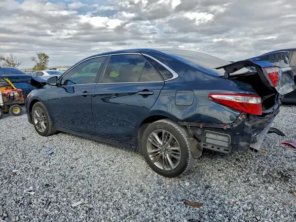 4T1BF1FK3HU730183 2017 TOYOTA CAMRY - Image 2