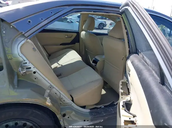 4T1BF1FK3HU740065 2017 TOYOTA CAMRY - Image 8