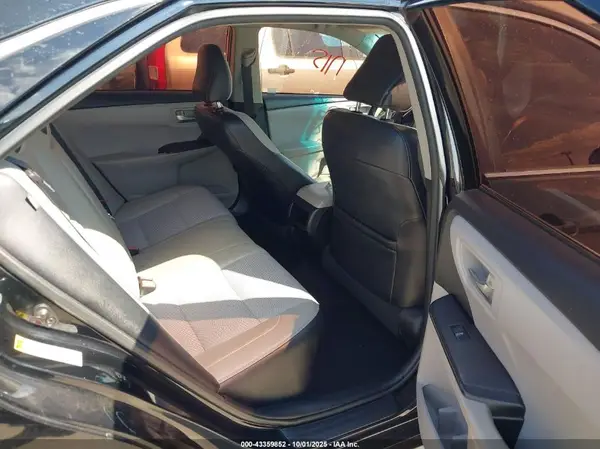 4T1BF1FK3HU746450 2017 TOYOTA CAMRY - Image 8