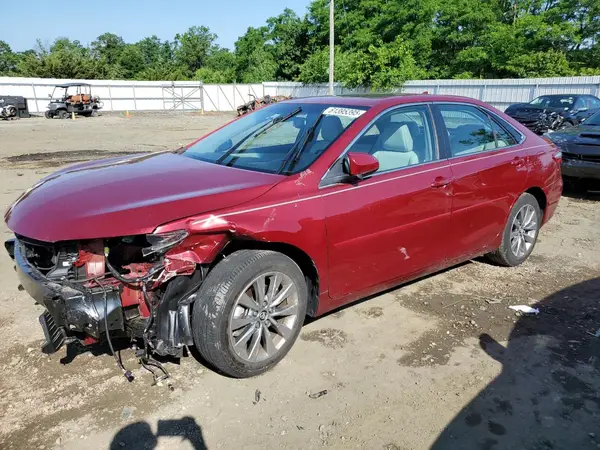 4T1BF1FK3HU750238 2017 TOYOTA CAMRY - Image 1