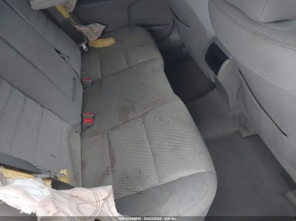 4T1BF1FK3HU752233 2017 TOYOTA CAMRY - Image 8
