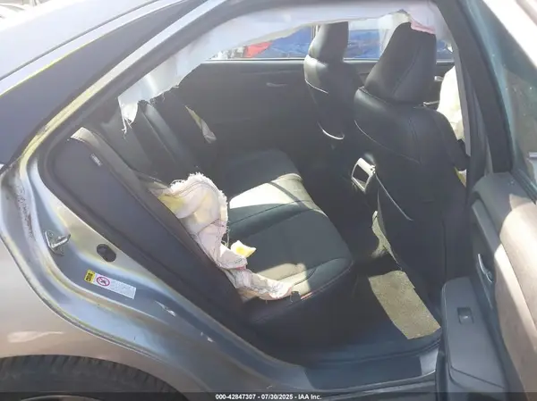 4T1BF1FK3HU752989 2017 TOYOTA CAMRY - Image 8