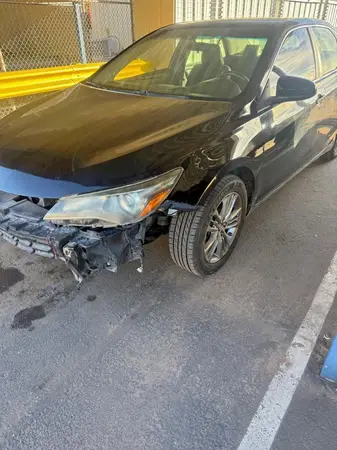4T1BF1FK3HU757092 2017 TOYOTA CAMRY - Image 2