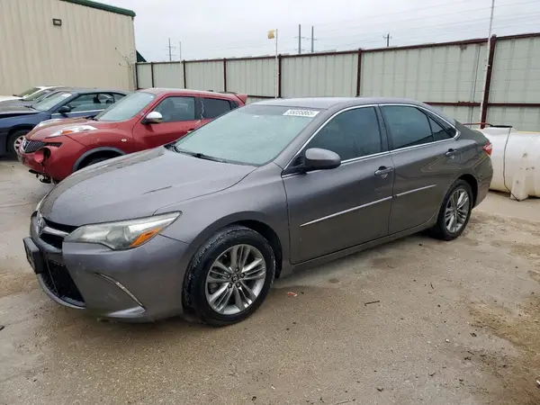 4T1BF1FK3HU757898 2017 TOYOTA CAMRY - Image 1