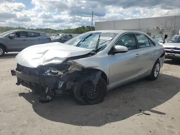 4T1BF1FK3HU762227 2017 TOYOTA CAMRY - Image 1