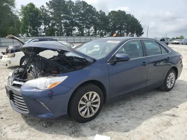 4T1BF1FK3HU762874 2017 TOYOTA CAMRY - Image 1