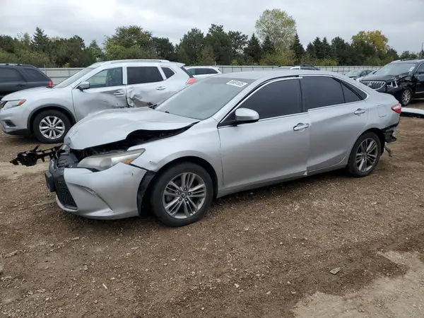 4T1BF1FK3HU766844 2017 TOYOTA CAMRY - Image 1