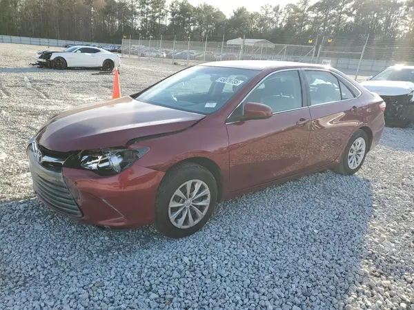 4T1BF1FK3HU770781 2017 TOYOTA CAMRY - Image 1