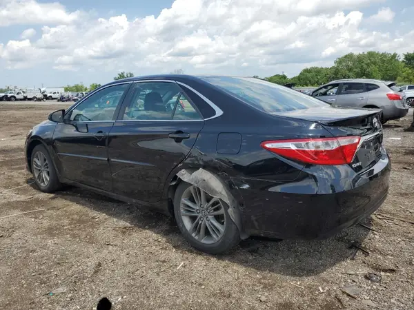 4T1BF1FK3HU775107 2017 TOYOTA CAMRY - Image 2