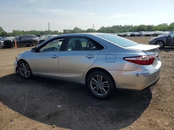 4T1BF1FK3HU782963 2017 TOYOTA CAMRY - Image 2