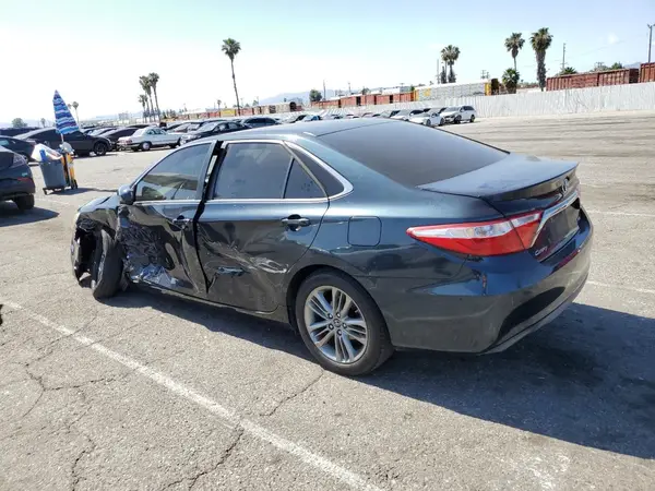 4T1BF1FK3HU784082 2017 TOYOTA CAMRY - Image 2