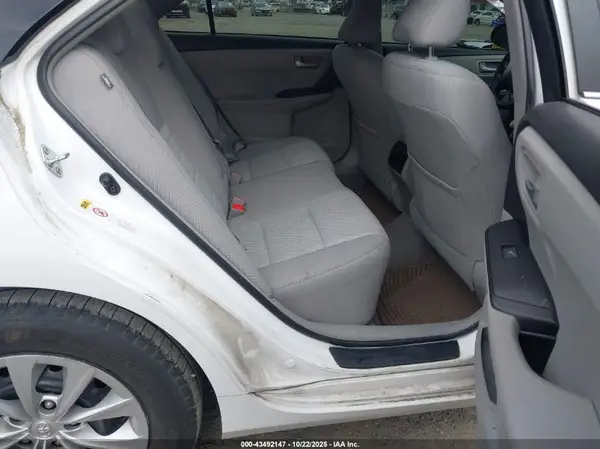 4T1BF1FK3HU786298 2017 TOYOTA CAMRY - Image 8