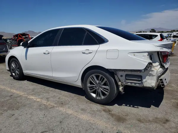 4T1BF1FK3HU787581 2017 TOYOTA CAMRY - Image 2