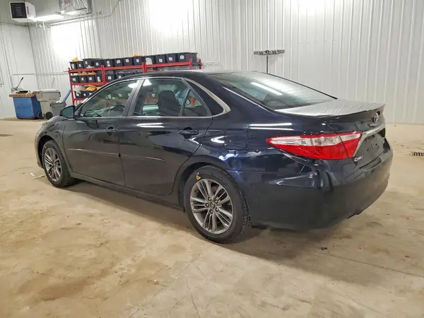 4T1BF1FK3HU800233 2017 TOYOTA CAMRY - Image 2