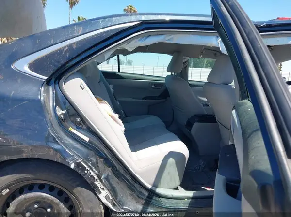 4T1BF1FK3HU800460 2017 TOYOTA CAMRY - Image 8
