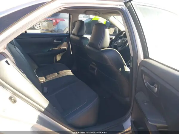 4T1BF1FK3HU800488 2017 TOYOTA CAMRY - Image 8