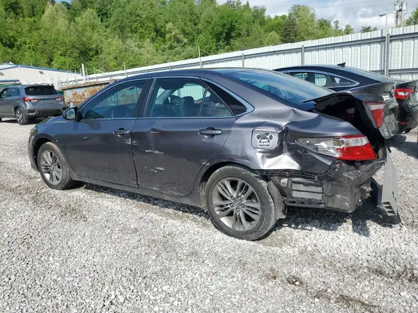 4T1BF1FK3HU801169 2017 TOYOTA CAMRY - Image 2