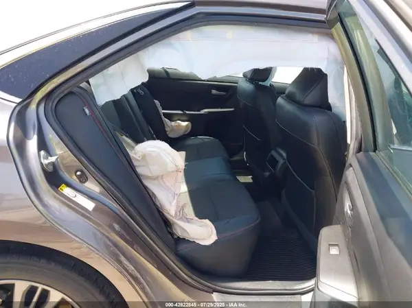 4T1BF1FK3HU804072 2017 TOYOTA CAMRY - Image 8