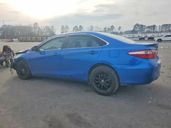 4T1BF1FK3HU805741 2017 TOYOTA CAMRY - Image 2