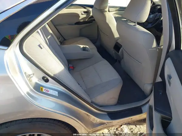4T1BF1FK3HU810552 2017 TOYOTA CAMRY - Image 8
