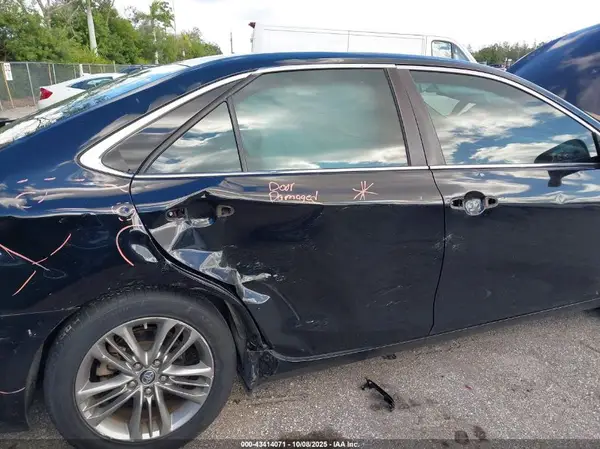 4T1BF1FK3HU813323 2017 TOYOTA CAMRY - Image 8