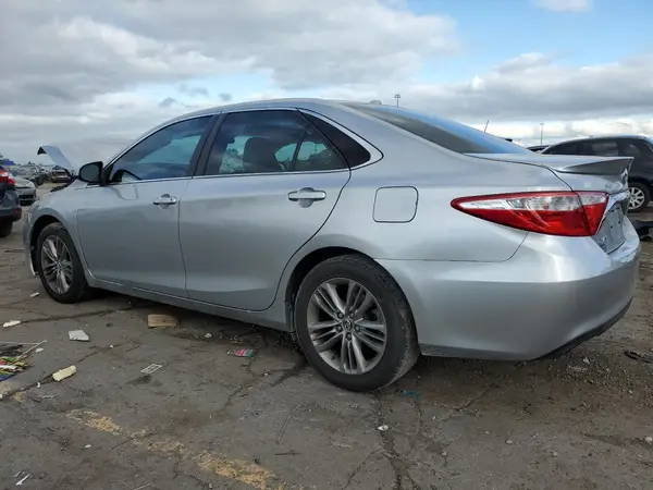 4T1BF1FK4GU116399 2016 TOYOTA CAMRY - Image 2