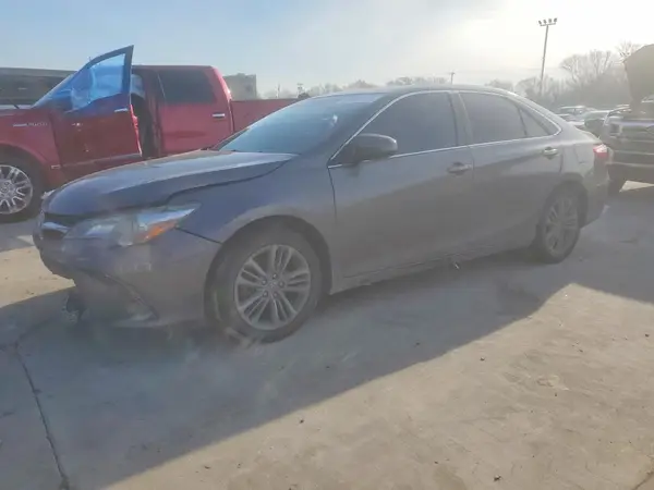 4T1BF1FK4GU118041 2016 TOYOTA CAMRY - Image 1