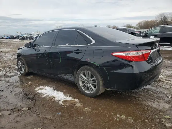 4T1BF1FK4GU119173 2016 TOYOTA CAMRY - Image 2