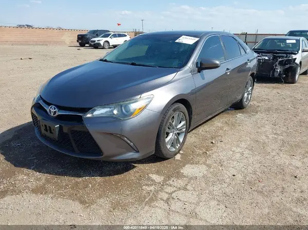 4T1BF1FK4GU122509 2016 TOYOTA CAMRY - Image 2