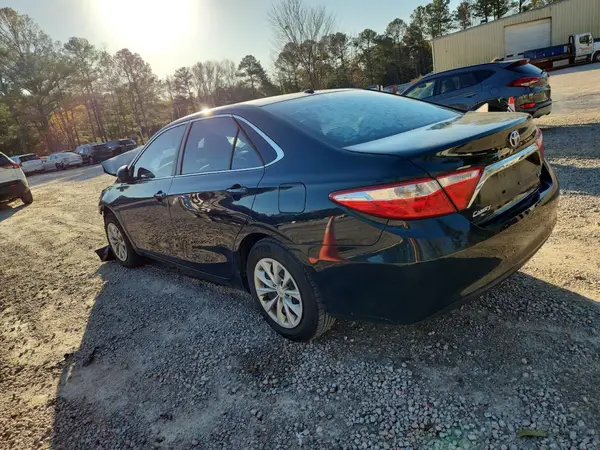 4T1BF1FK4GU122896 2016 TOYOTA CAMRY - Image 2