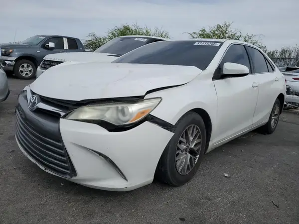 4T1BF1FK4GU123417 2016 TOYOTA CAMRY - Image 1