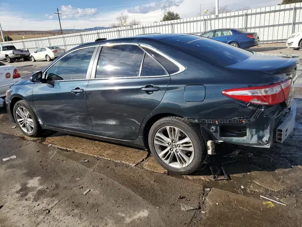 4T1BF1FK4GU125765 2016 TOYOTA CAMRY - Image 2