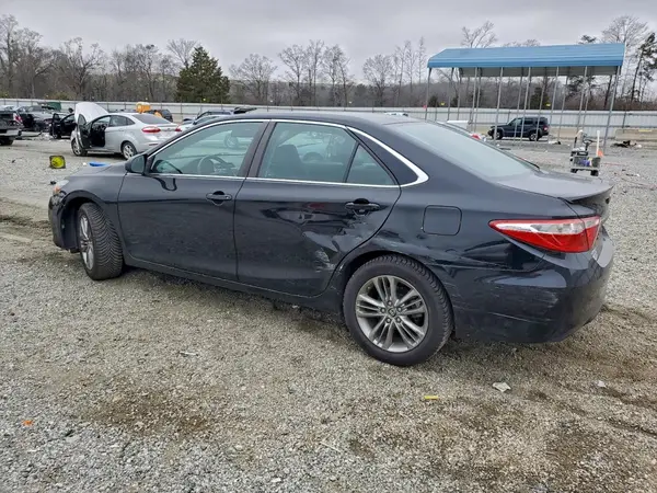 4T1BF1FK4GU126852 2016 TOYOTA CAMRY - Image 2