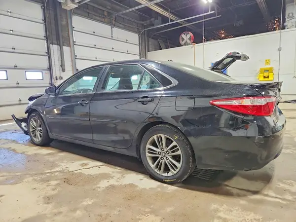 4T1BF1FK4GU130707 2016 TOYOTA CAMRY - Image 2