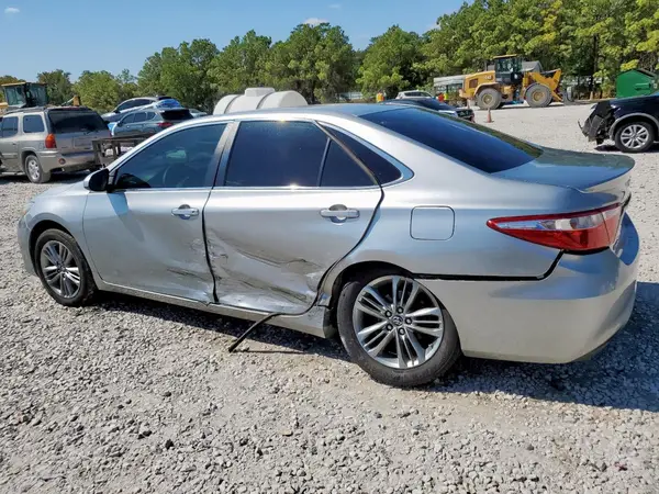 4T1BF1FK4GU134420 2016 TOYOTA CAMRY - Image 2