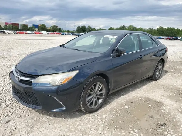 4T1BF1FK4GU136880 2016 TOYOTA CAMRY - Image 1