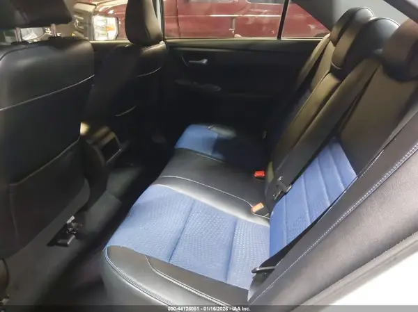 4T1BF1FK4GU141271 2016 TOYOTA CAMRY - Image 8