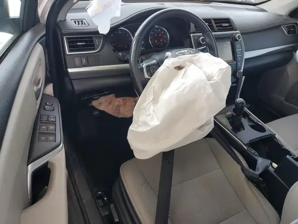 4T1BF1FK4GU147667 2016 TOYOTA CAMRY - Image 8