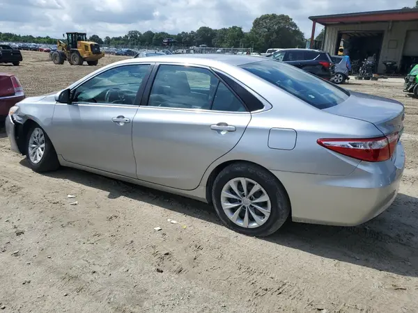 4T1BF1FK4GU148169 2016 TOYOTA CAMRY - Image 2
