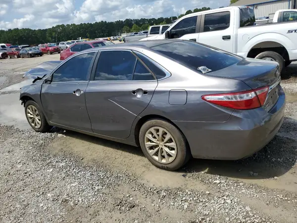 4T1BF1FK4GU150147 2016 TOYOTA CAMRY - Image 2