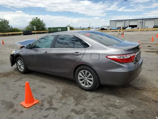 4T1BF1FK4GU150245 2016 TOYOTA CAMRY - Image 2